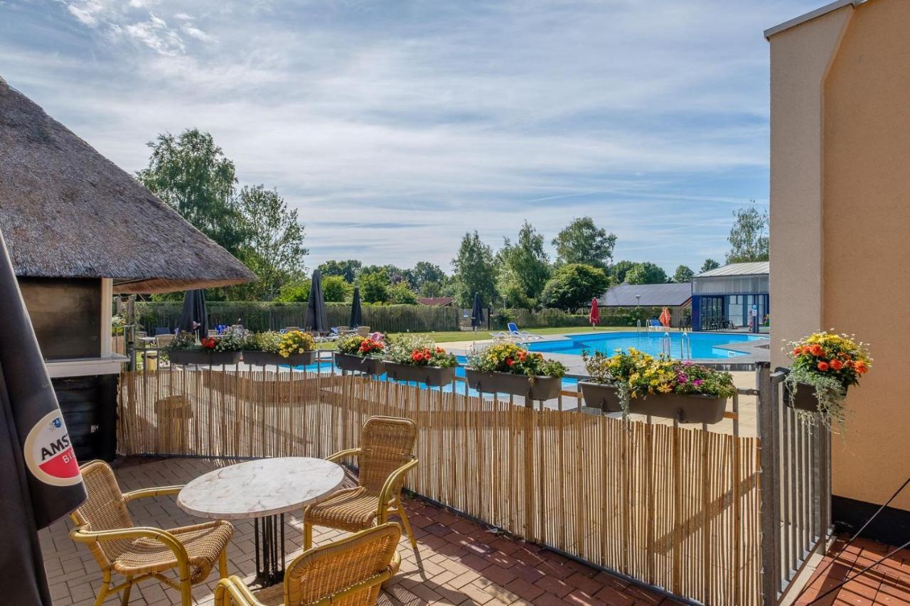 Het Familie Boshuisje - Vakantiewoning Op Prachtig Park Met Veel Faciliteiten Inc Ligbad Gramsbergen Exterior photo